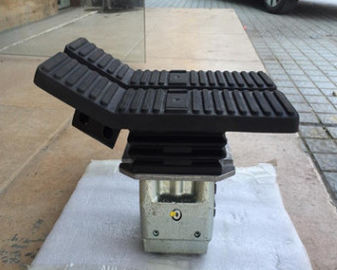 320 E320 Excavator Spare Parts Hydraulic Foot Pedal Valve new model Foot Valve